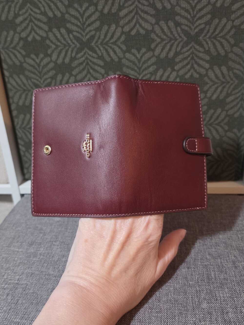 Coach 2-in-1 Wallet - Picture 7 of 8